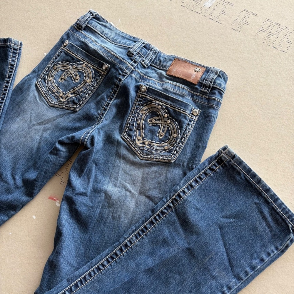 Y2K Low Rise Silver Jeans Boot cut style Jeans